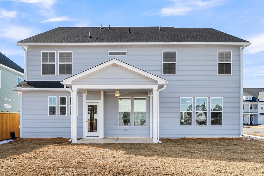 Exterior details and patio area of a home in Hewing Farms, Summerville (Image 4).