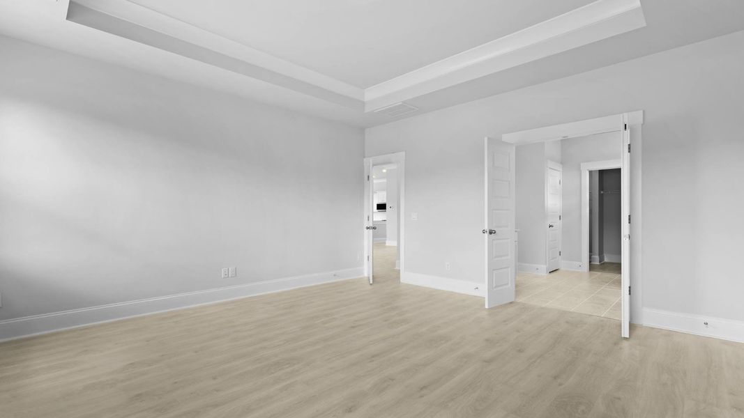 Spacious, unfurnished interior of a new home in Berkeley Bay, Ridgeville (Image 25).