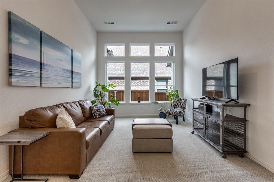 Furnished interior view inside a new home in Reunion 60s, Rhome (Image 6). Furnished interior view inside a new home in Reunion 60s, Rhome (Image 6).