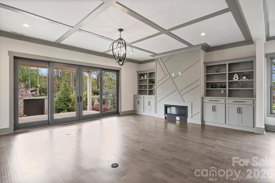 Sliding doors to patio Sliding doors to patio