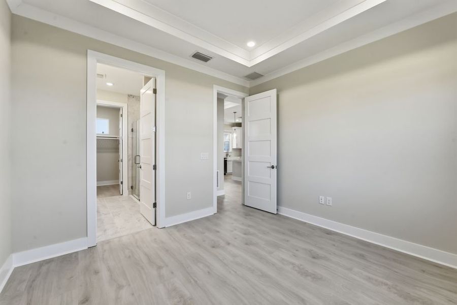 Spacious, unfurnished interior of a new home in Esplanade at Azario Lakewood Ranch, Bradenton (Image 12). Spacious, unfurnished interior of a new home in Esplanade at Azario Lakewood Ranch, Bradenton (Image 12).