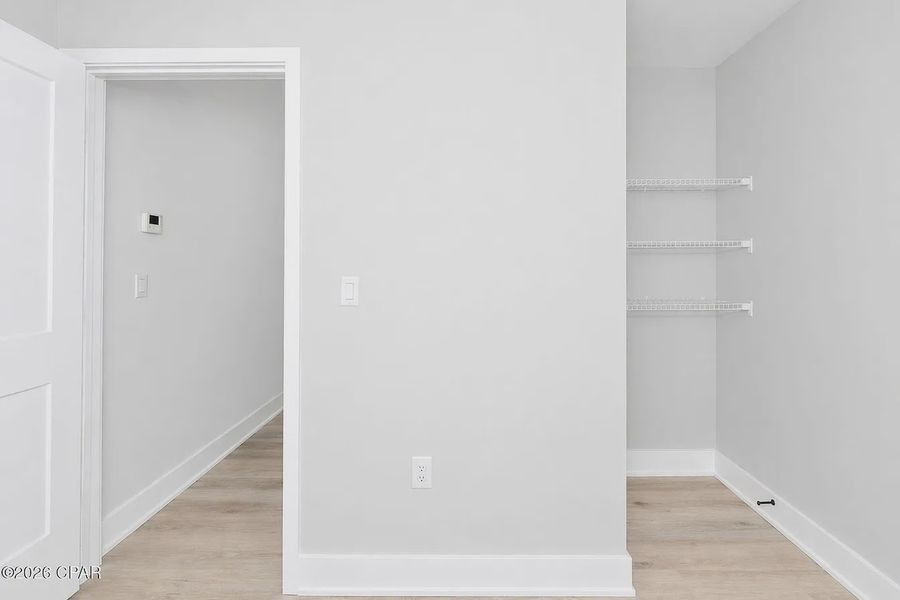 Spacious, unfurnished interior of a new home in East Bay, Panama City (Image 20).