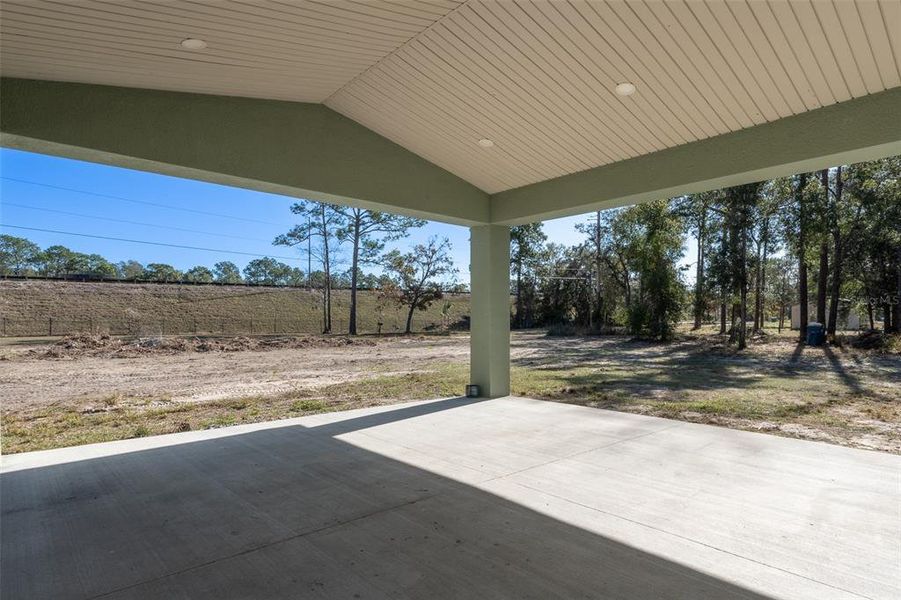 Exterior details and patio area of a home in , Spring Hill (Image 33).