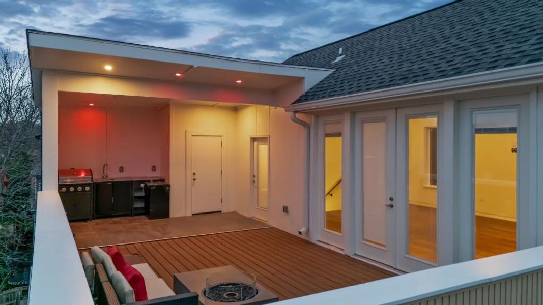 Exterior details and patio area of a home in , Atlanta (Image 33).