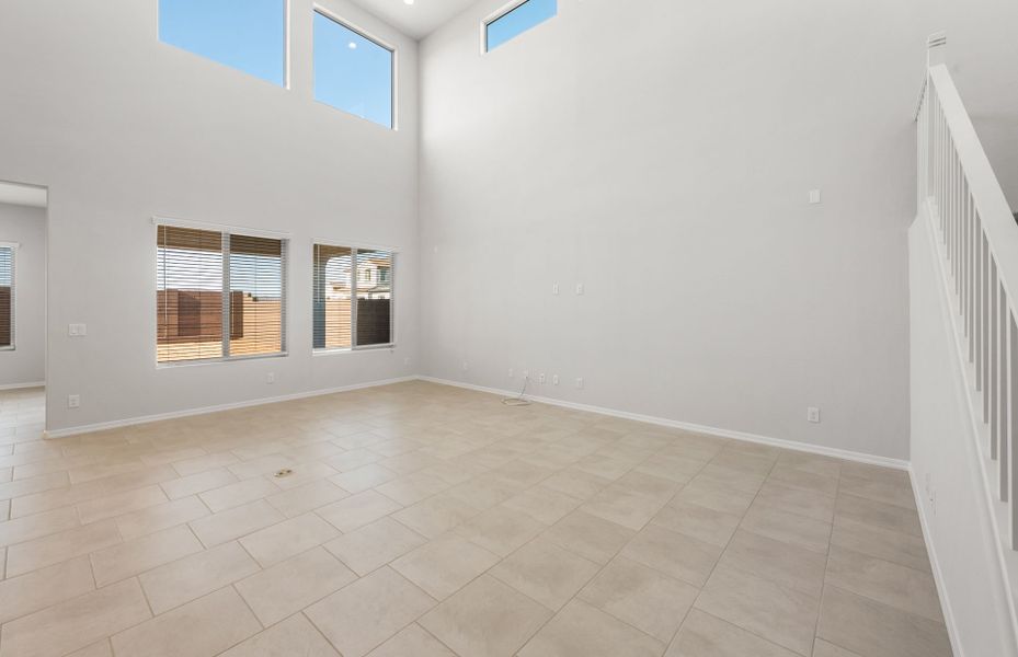 Spacious, unfurnished interior of a new home in Visara, Surprise (Image 31).