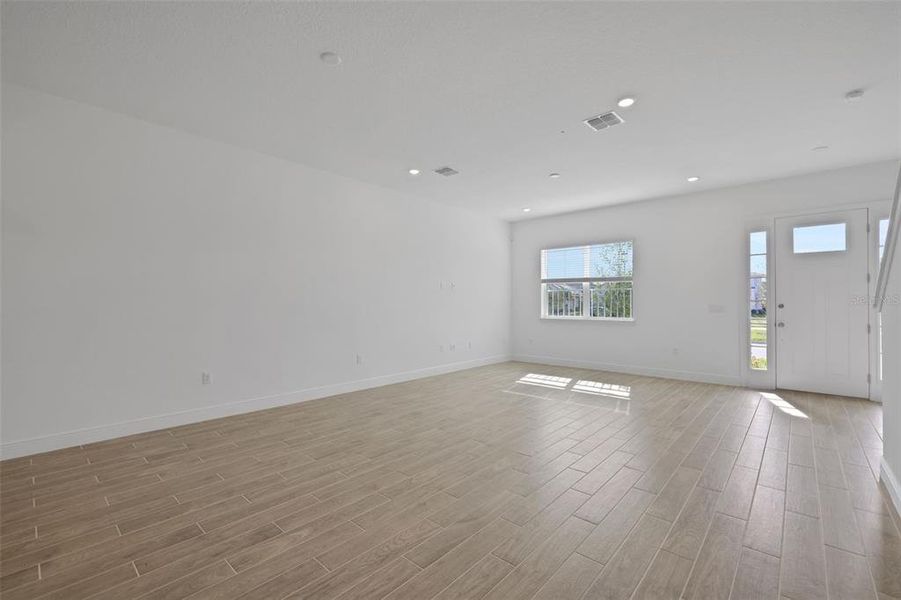 Spacious, unfurnished interior of a new home in , St. Cloud (Image 13).