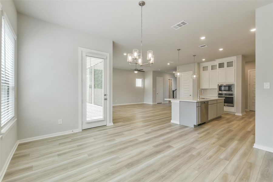 Spacious, unfurnished interior of a new home in Summer Place 35', Montgomery (Image 18). Spacious, unfurnished interior of a new home in Summer Place 35', Montgomery (Image 18).