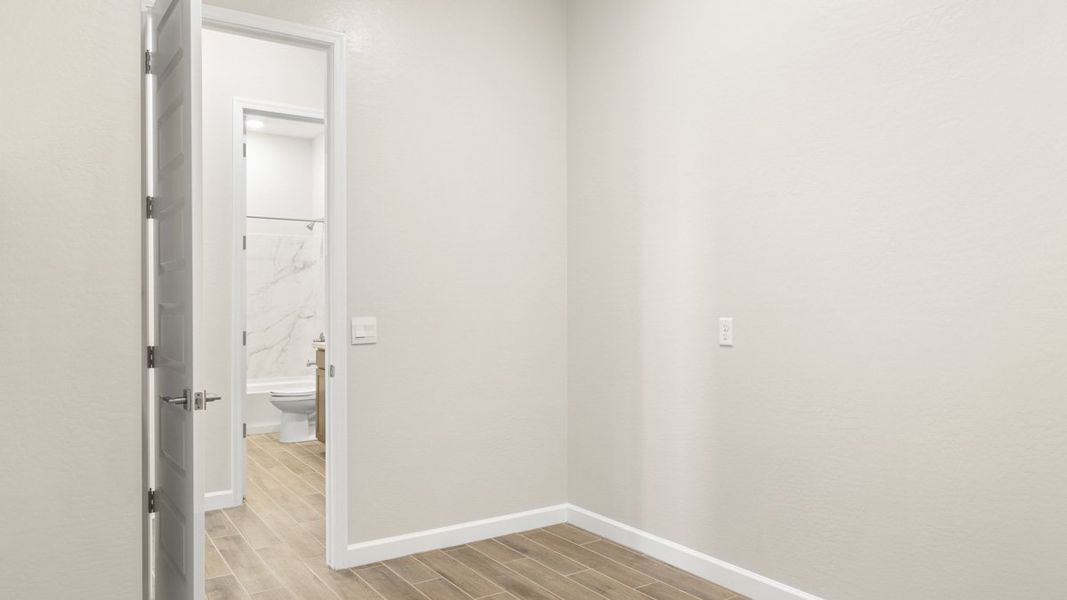 Spacious, unfurnished interior of a new home in Zanjero Pass, Waddell (Image 38). Spacious, unfurnished interior of a new home in Zanjero Pass, Waddell (Image 38).
