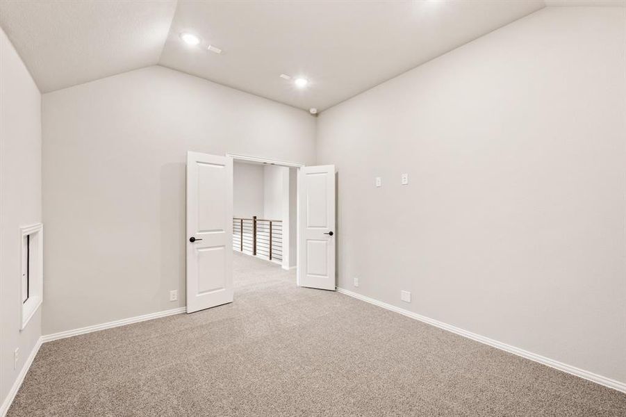 Spacious, unfurnished interior of a new home in The Grove, Midlothian (Image 25).
