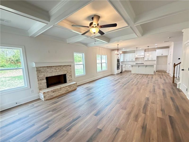 Spacious, unfurnished interior of a new home in , Jefferson (Image 15).