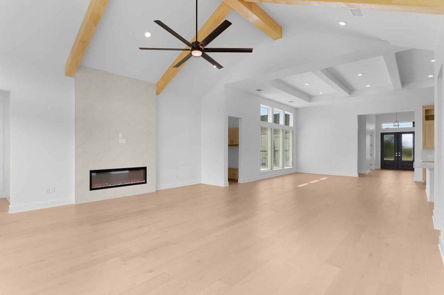 Spacious, unfurnished interior of a new home in Feathergrass, Florence (Image 24).