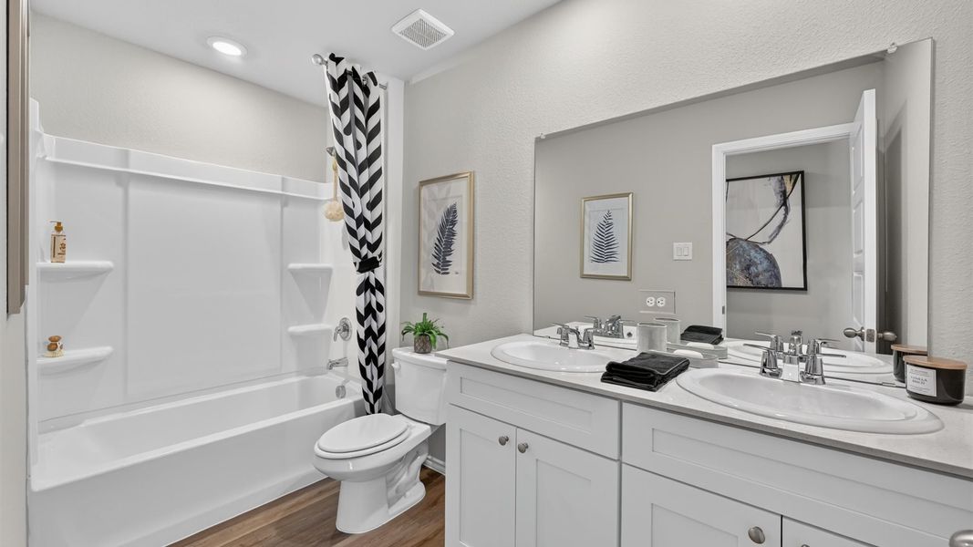 Representative furnished interior of a home built from the Callahan by D.R. Horton in Sunnycreek, Crowley (Image 36).