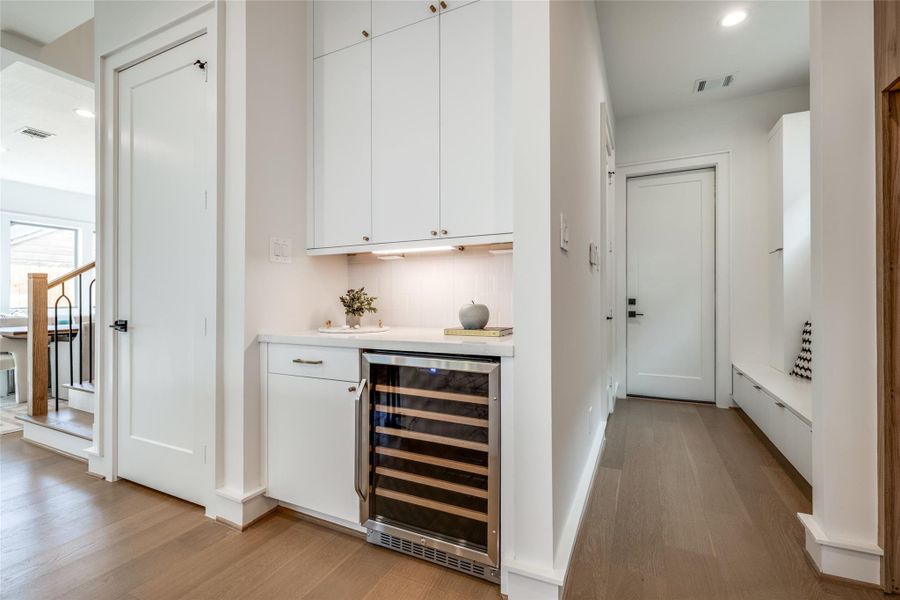 * Est Comp 6/30/26 ** PHOTO OF MODEL HOME * SELECTIONS MAY VARY * PHOTOS MAY SHOW A SIMILAR FLOOR PLAN AND/OR UPGRADED/ALTERNATIVE FINISHES * Please use these photos as a guide ONLY * * Est Comp 6/30/26 ** PHOTO OF MODEL HOME * SELECTIONS MAY VARY * PHOTOS MAY SHOW A SIMILAR FLOOR PLAN AND/OR UPGRADED/ALTERNATIVE FINISHES * Please use these photos as a guide ONLY *