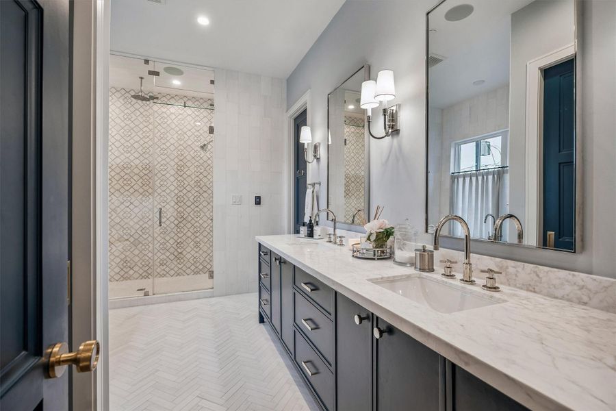 Furnished interior view inside a new home in , Bellaire (Image 30). Furnished interior view inside a new home in , Bellaire (Image 30).