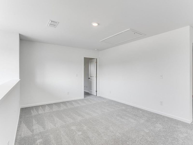 Spacious, unfurnished interior of a new home in Heritage River, Euharlee (Image 22). Spacious, unfurnished interior of a new home in Heritage River, Euharlee (Image 22).