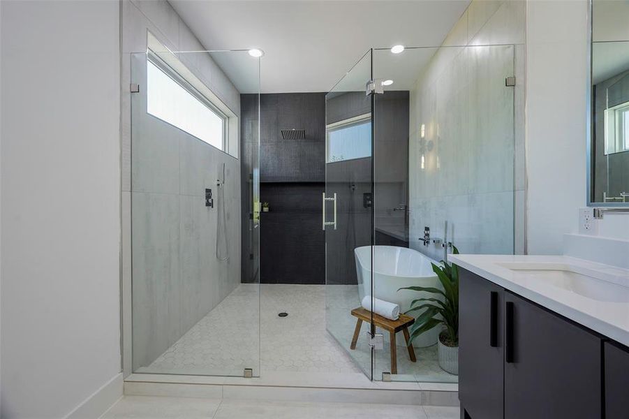 Furnished interior view inside a new home in , Dallas (Image 16). Furnished interior view inside a new home in , Dallas (Image 16).