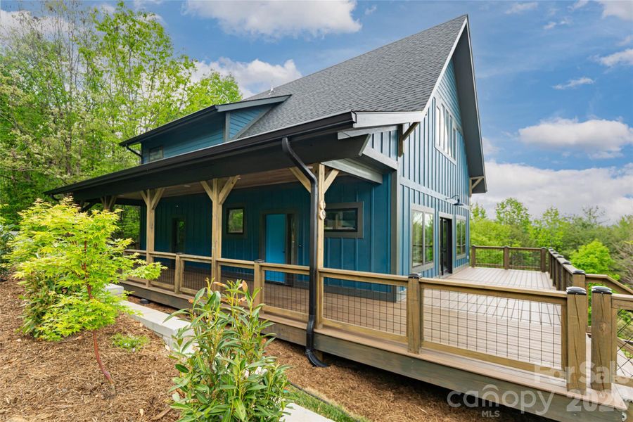 Exterior details and patio area of a home in , Weaverville (Image 4).