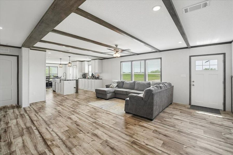 Image 36 of a home in .