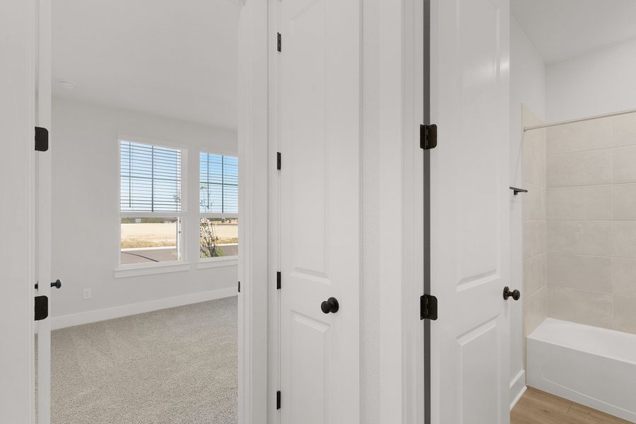 Spacious, unfurnished interior of a new home in The Grove at Blackhawk, Pflugerville (Image 51). Spacious, unfurnished interior of a new home in The Grove at Blackhawk, Pflugerville (Image 51).