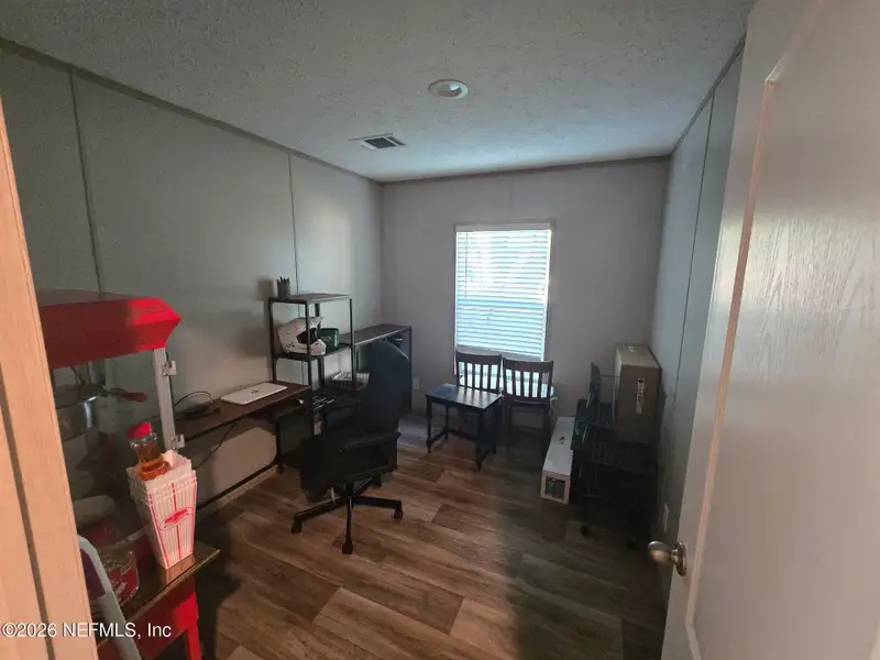 Furnished interior view inside a new home in , Callahan (Image 4).