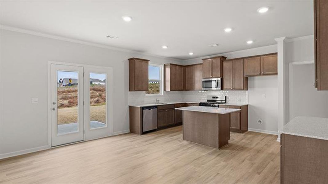 Furnished interior view inside a new home in , Dallas (Image 4).