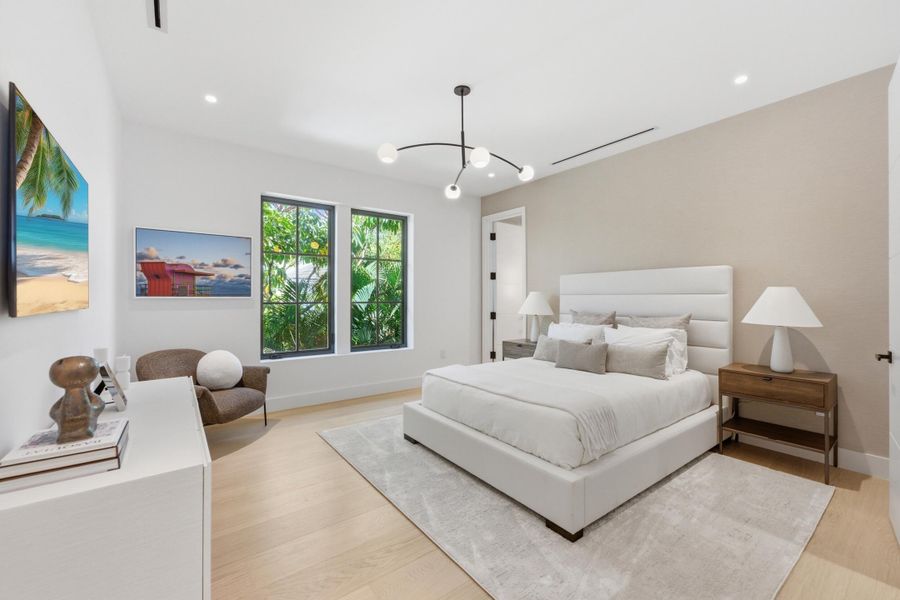 BEDROOM #5