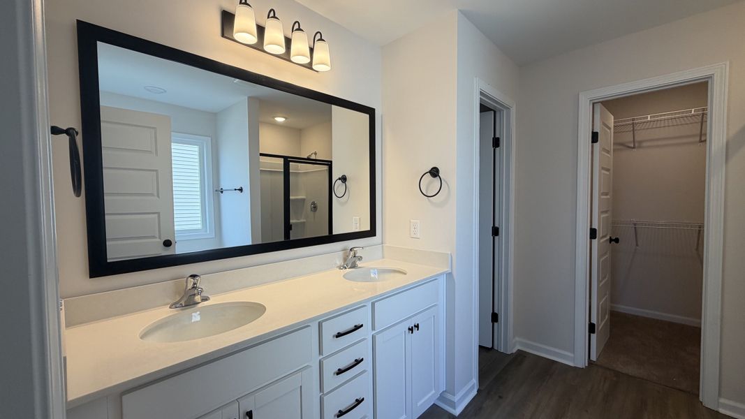 Furnished interior view inside a new home in Grand Reserve, Hinesville (Image 8).