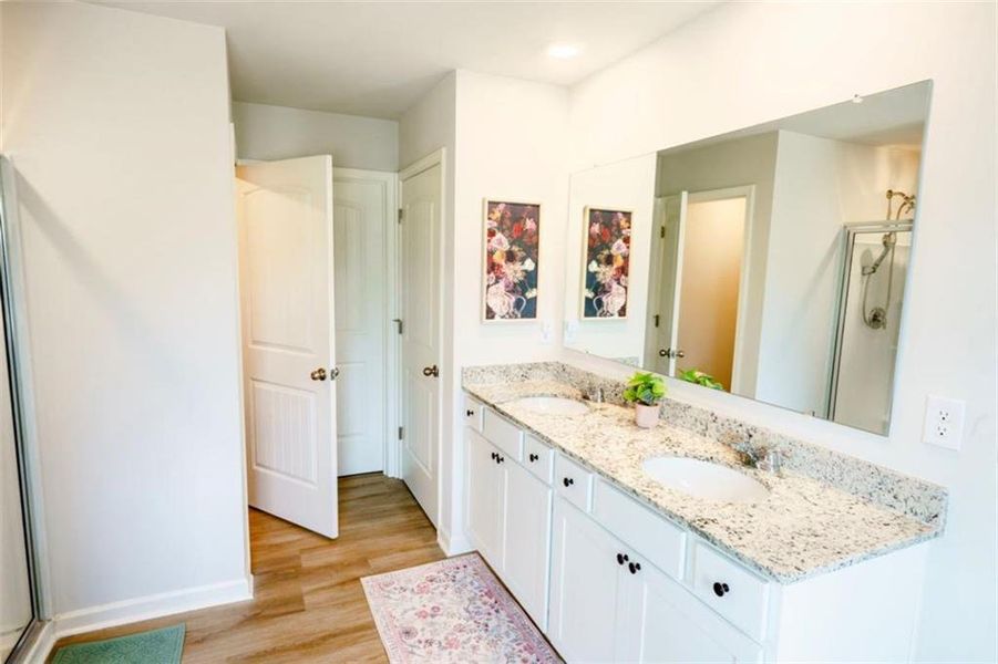 Furnished interior view inside a new home in Rolling Meadows, Jasper (Image 19).