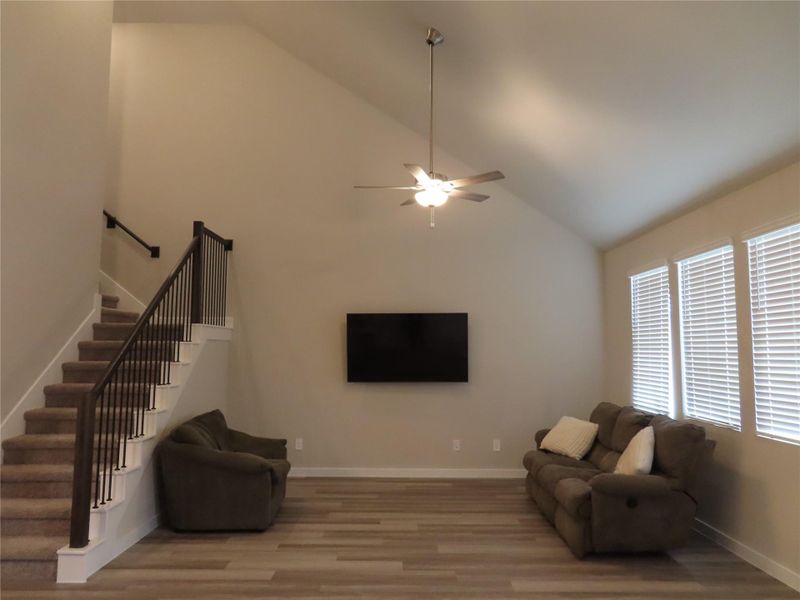 Furnished interior view inside a new home in Sierra Vista, Iowa Colony (Image 8).