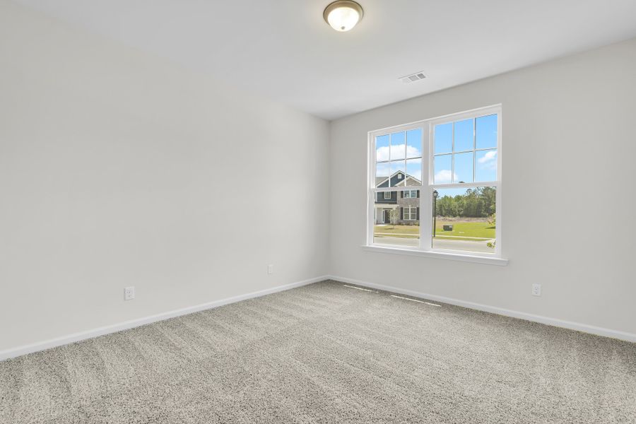 Spacious, unfurnished interior of a new home in Camden Crossing, Savannah (Image 26).