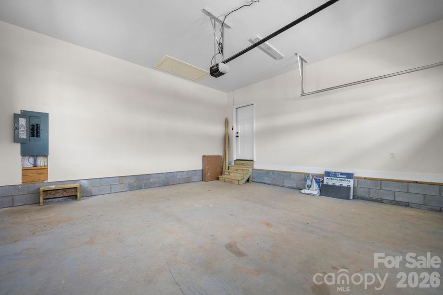 Spacious, unfurnished interior of a new home in , Conover (Image 33). Spacious, unfurnished interior of a new home in , Conover (Image 33).