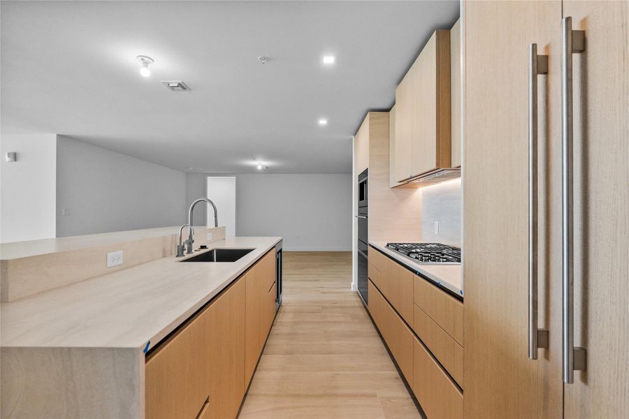 Spacious, unfurnished interior of a new home in Casamar, Pompano Beach (Image 16). Spacious, unfurnished interior of a new home in Casamar, Pompano Beach (Image 16).