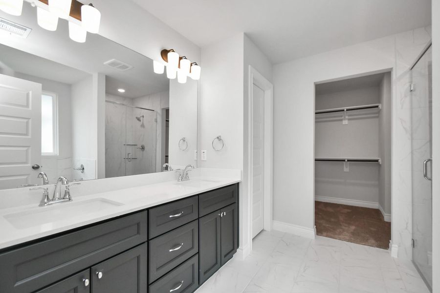 Furnished interior view inside a new home in Grand Oaks Reserve, Cleveland (Image 9). Furnished interior view inside a new home in Grand Oaks Reserve, Cleveland (Image 9).