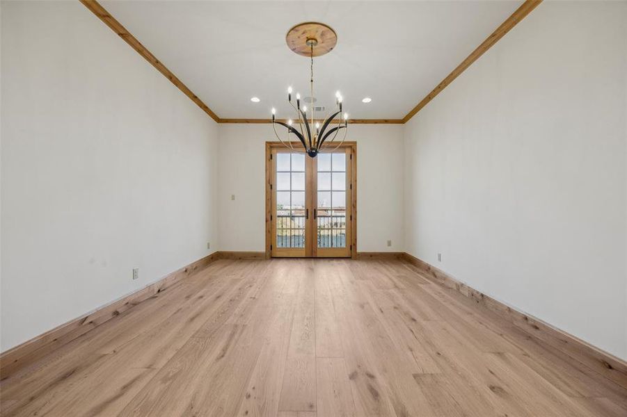Spacious, unfurnished interior of a new home in , Westlake (Image 34).