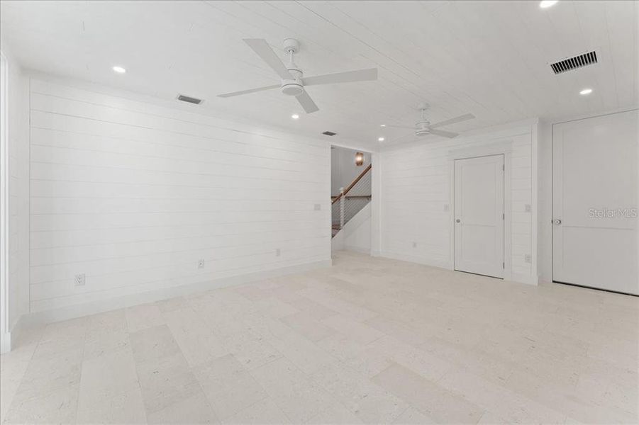 Spacious, unfurnished interior of a new home in , Boca Grande (Image 59).
