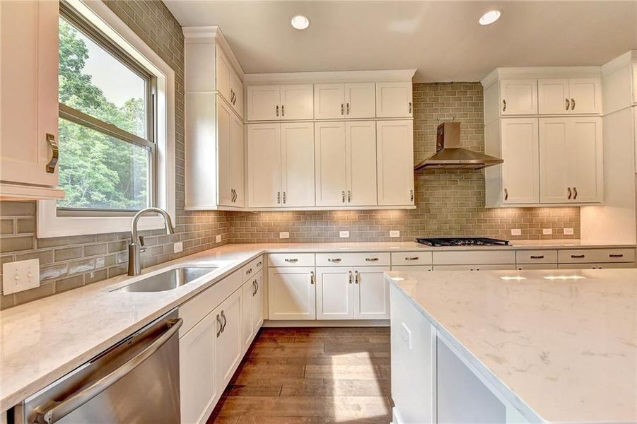 Furnished interior view inside a new home in Bellmoore Park, Duluth (Image 11).
