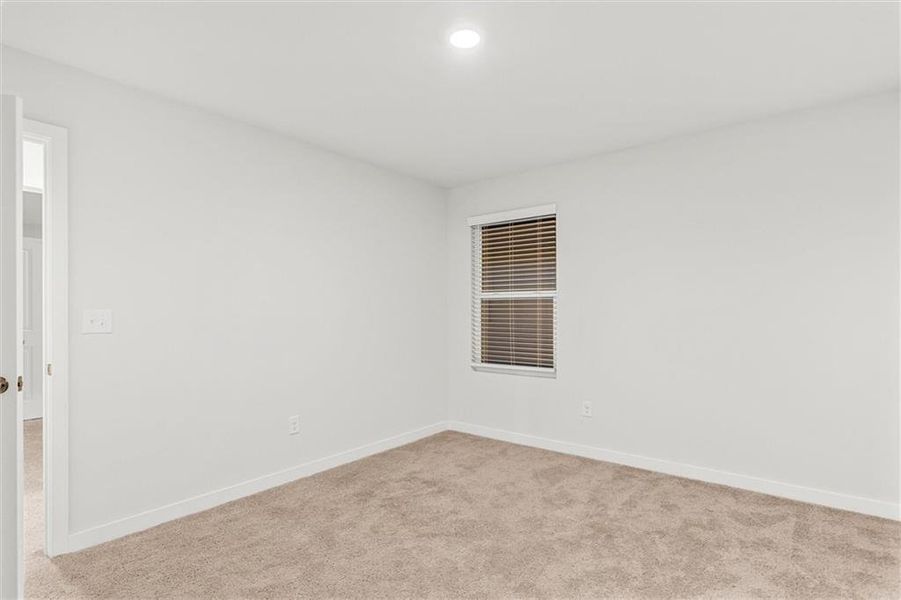 Spacious, unfurnished interior of a new home in , Grayson (Image 40).