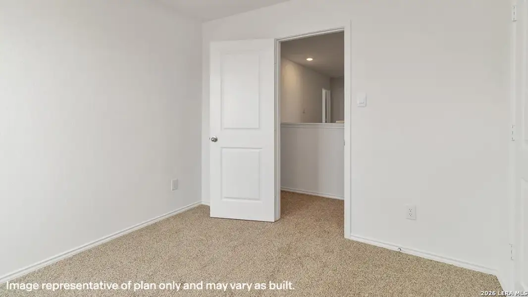 Spacious, unfurnished interior of a new home in Avenida, Converse (Image 16).