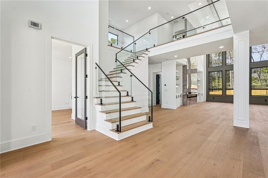 Spacious, unfurnished interior of a new home in , Sugar Hill (Image 24).