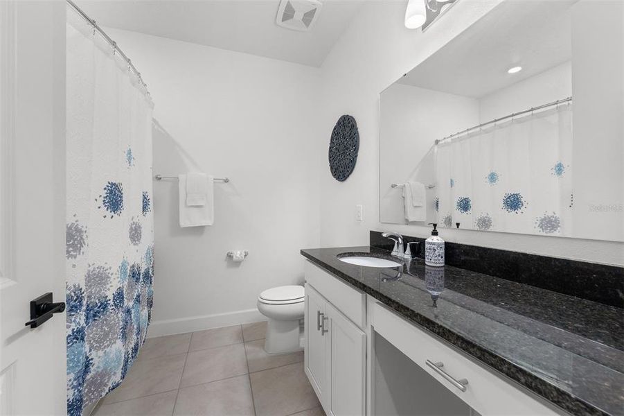 Furnished interior view inside a new home in , Clermont (Image 28).