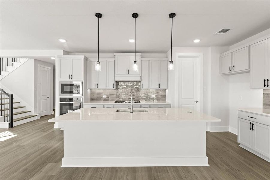 1566 Ginger-Kitchen-1