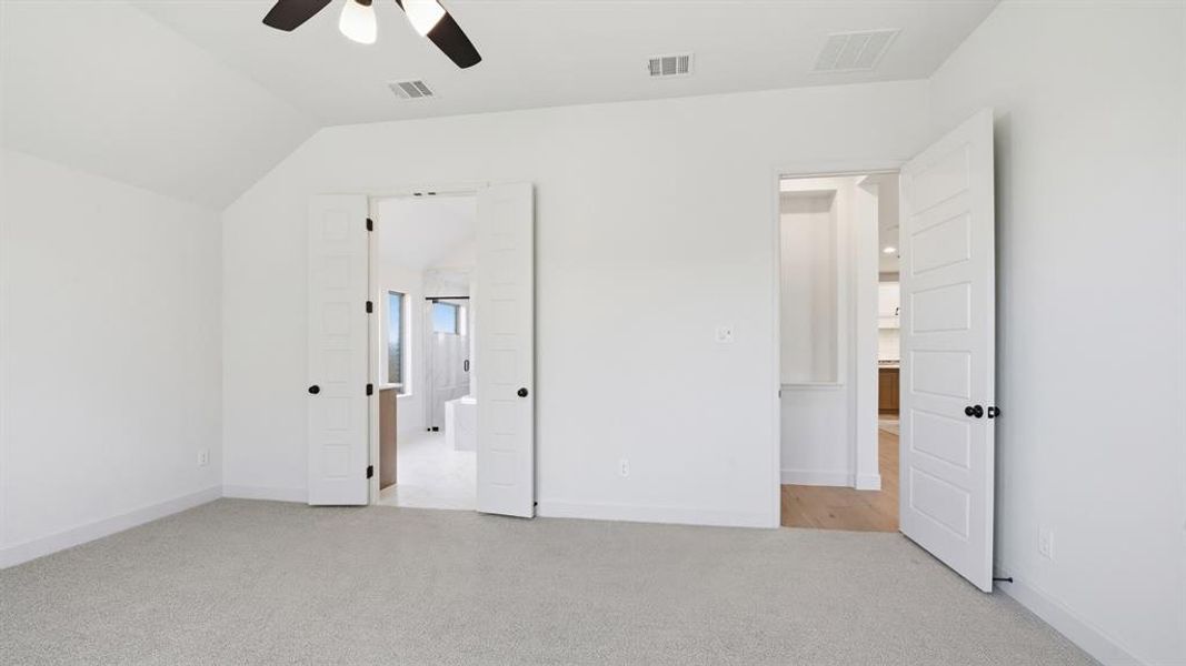 Spacious, unfurnished interior of a new home in The Heights at Uptown Celina, Celina (Image 17).