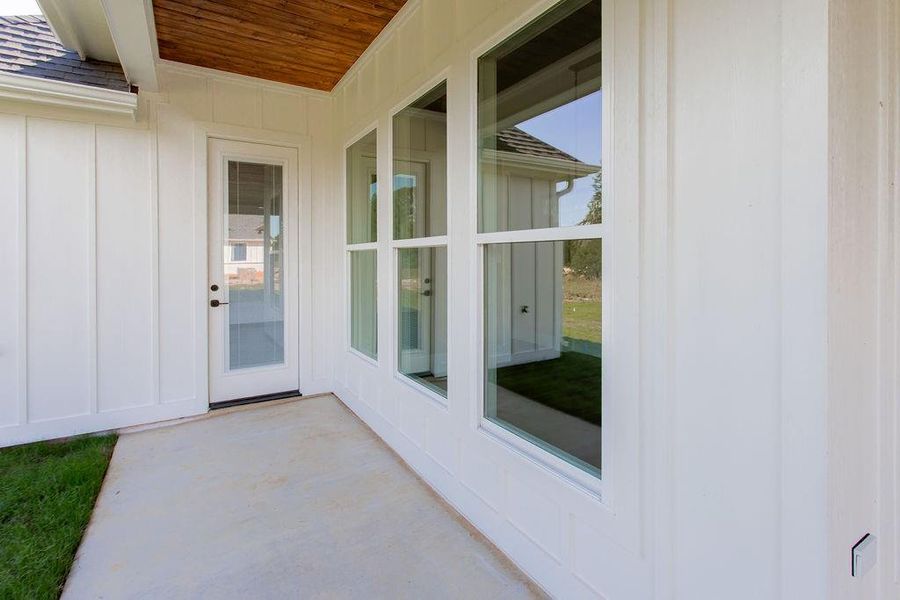 Exterior details and patio area of a home in , Tyler (Image 24).