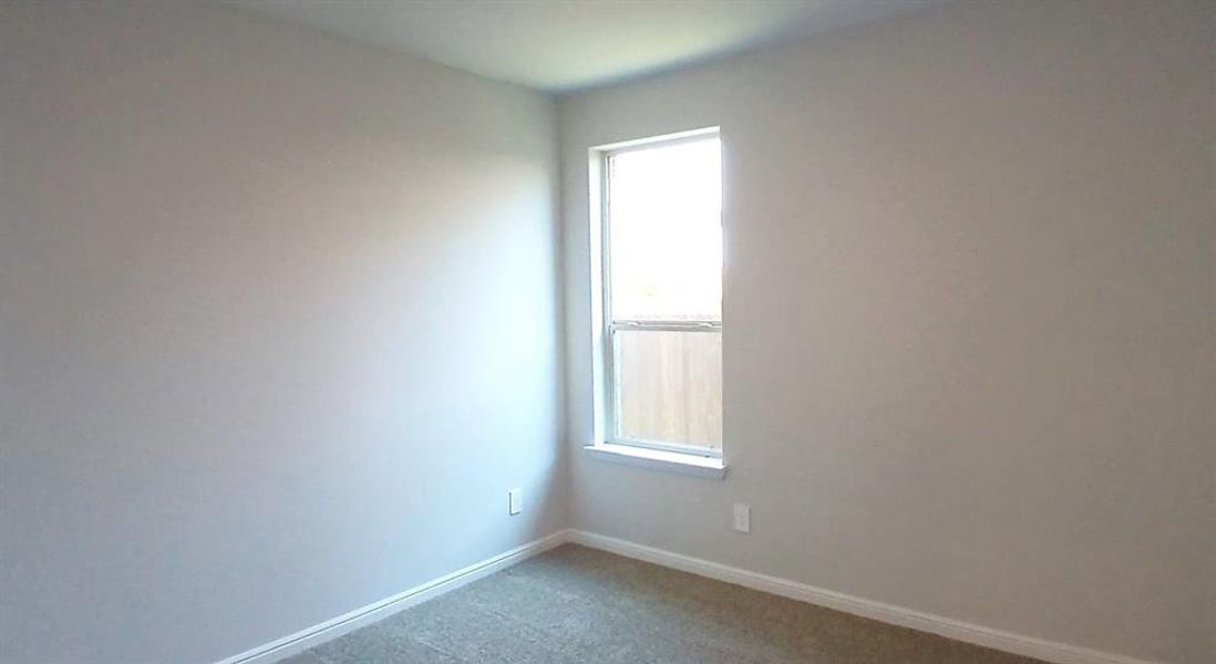 Spacious, unfurnished interior of a new home in The Canyons, Keene (Image 9).