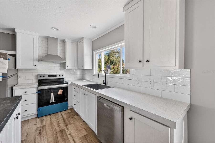 Furnished interior view inside a new home in , Ormond Beach (Image 5).