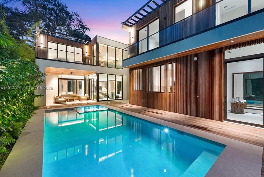 Exterior details and patio area of a home in , Miami (Image 35).