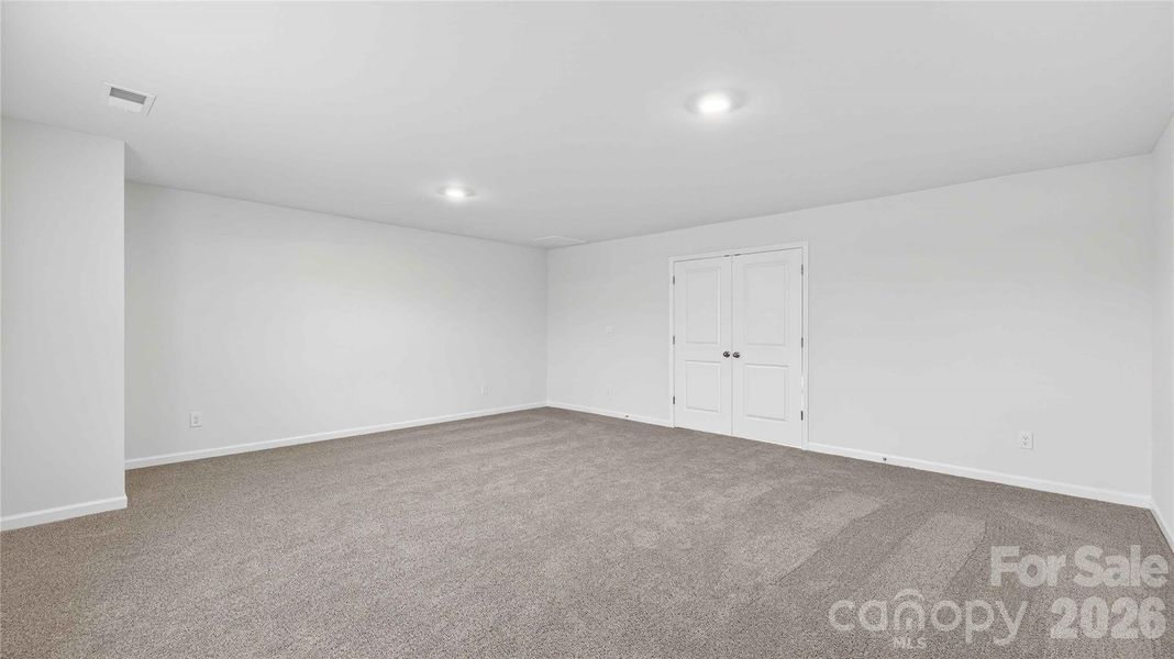 Spacious, unfurnished interior of a new home in Wallace Springs, Statesville (Image 20). Spacious, unfurnished interior of a new home in Wallace Springs, Statesville (Image 20).