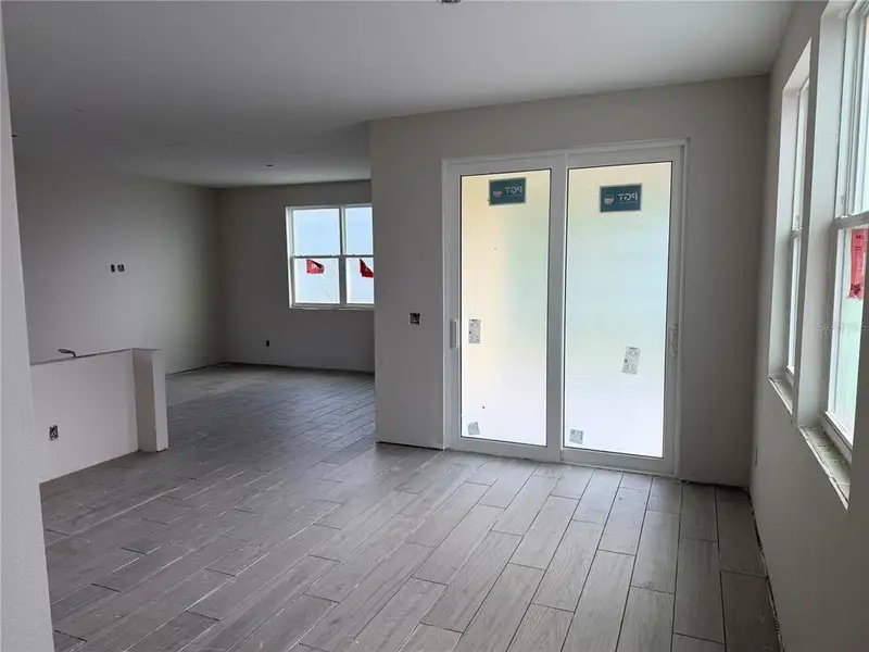 Spacious, unfurnished interior of a new home in Montague Chase, Tampa (Image 3).