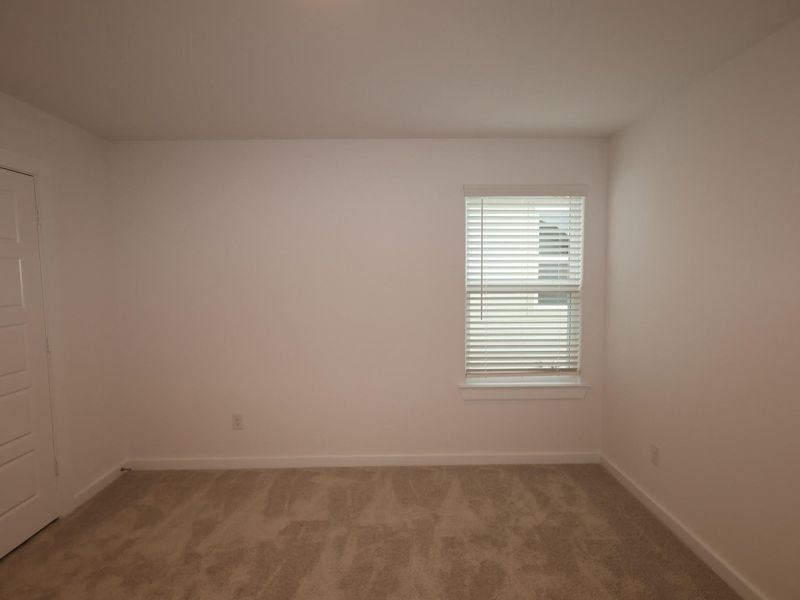 Spacious, unfurnished interior of a new home in Summerview, Fulshear (Image 22).
