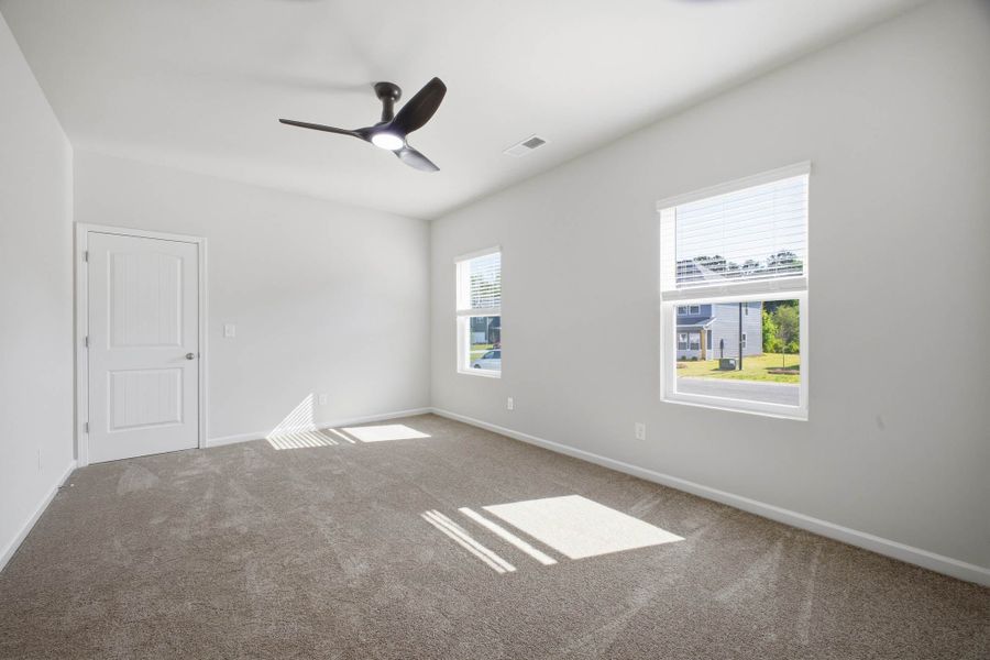 4br New Home in Perry, GA.  - Slide 15
